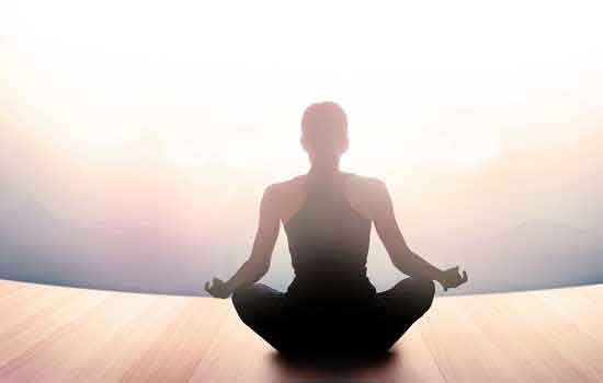 practicing mindful meditation